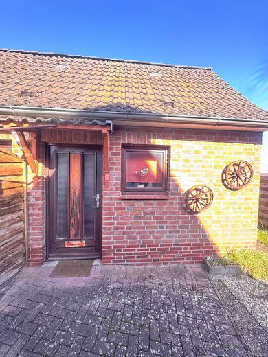 Charmante maison individuelle à Reinfeld – grand terrain, très bien isolée et immédiatement habitable ! – Foto 4