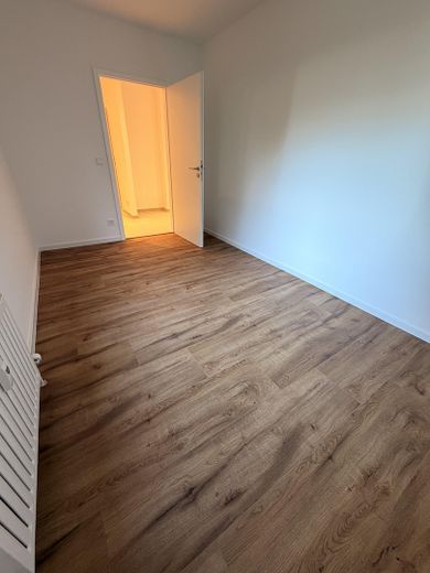 Sogno abitativo inondato di luce a Köln Weiden – spazioso appartamento di 3 locali con balcone – Schlafzimmer 2 oder Büro