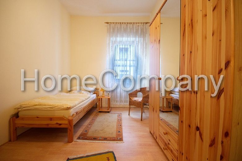 Freundlich eingerichtete Wohnung mit Internetzugang, ruhige Lage, sehr gute Verkehrsanbindung, gern an Wochenendheimfahrer – d541670c9eb4514e25dc2f2f5aca8627a2e22c38.jpg
