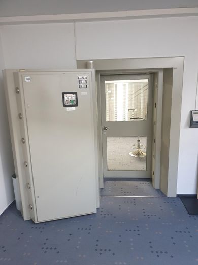 Opvolger voor winkelruimte in Ellerbek gezocht – Foto 8