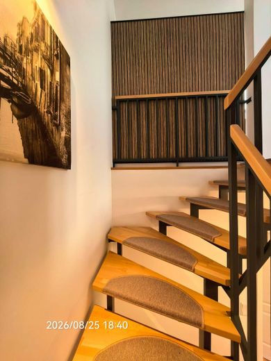 Moderne möblierte Neubau-Doppelhaushälfte mit Wärmepumpe, Fußbodenheizung – Foto 17