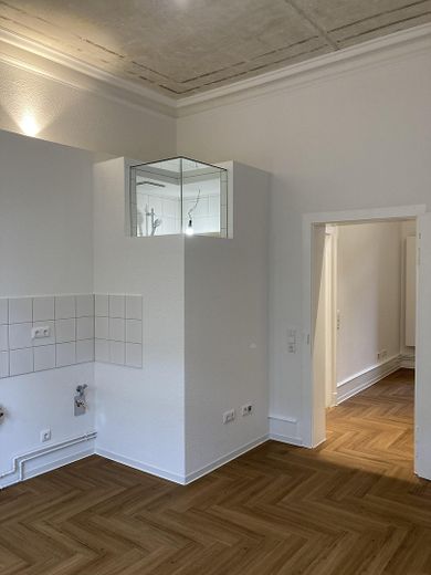 Küche Blick zum Schlafzimmer