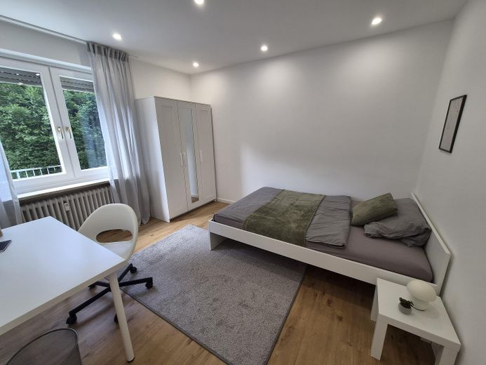 Tolles Zimmer in neu gegründeter 4-Zimmer-WG - Erstbezug nach Sanierung! – Zimmer 2