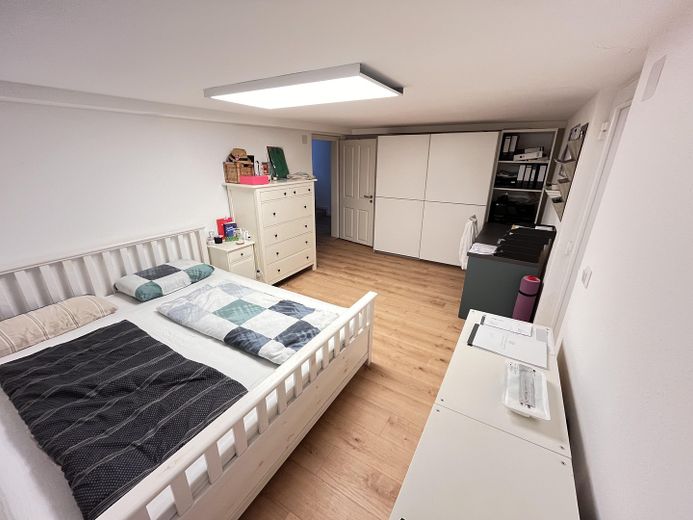 Schlafzimmer KG