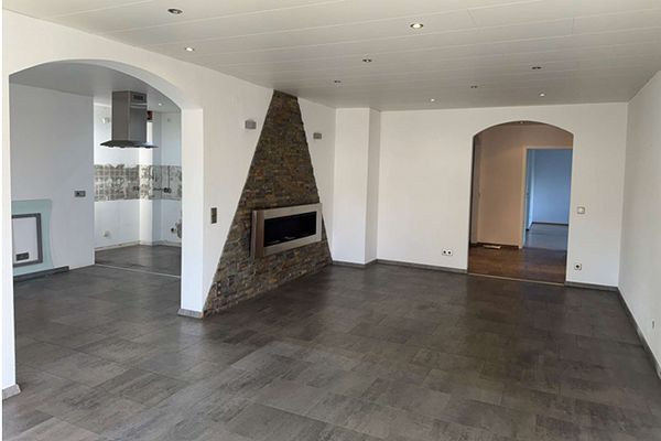 Helle, stilvolle 3-Zimmer-Wohnung mit Balkon