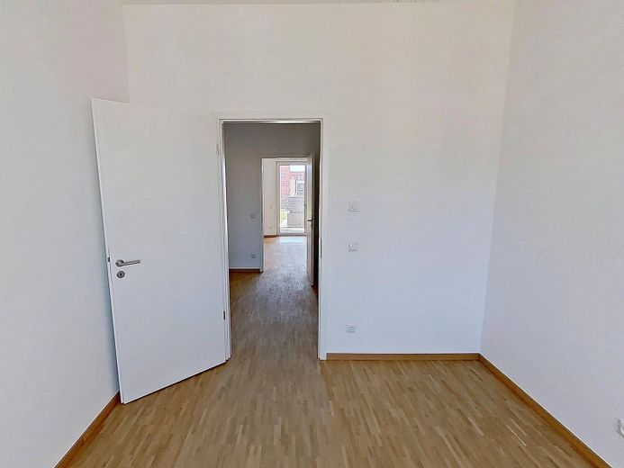 2-Zimmer-Neubauwohnung mit EINBAUKÜCHE und BALKON im Erstbezug *HERBSTSPECIAL: 13. Monatsmiete FREI* – Ansicht II: Schlafzimmer