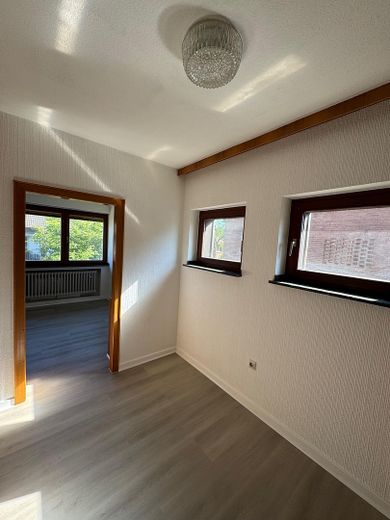 Schöne DHH in Schmachtendorf - Erstbezug nach Sanierung - Garten + Garage + Stellplatz – Küche