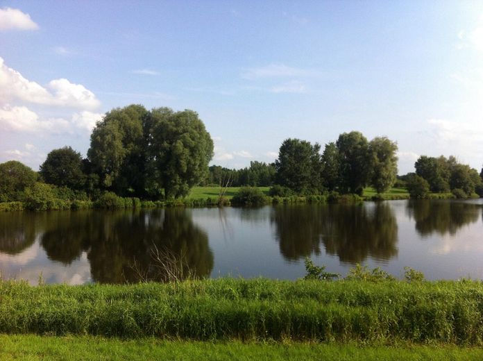XL-gospodarstwo rolne nad jeziorem Vörder See! Działka 14.013 m² – miejsce dla zwierząt i na hobby – Impression am Vörder See