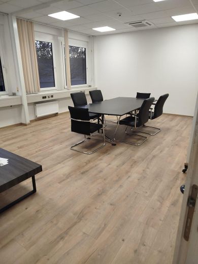 Moderne Bürofläche zu vermieten – Foto 8