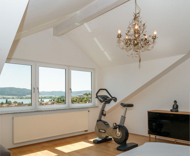 Casa pareada con vistas al lago en Ludwigshafen – Schlafzimmer DG