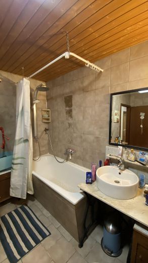 Dom dwurodzinny w wyjątkowej lokalizacji w Falkenstein w powiecie Donnersbergkreis na sprzedaż – Badezimmer EG