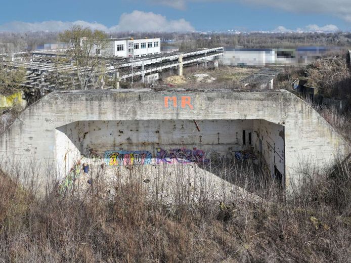 Privisionsfrei 18.000 m² Entwicklungsareal mit Turm und 2 Bunkern nahe Magdeburg – Bunker1 Luftbild