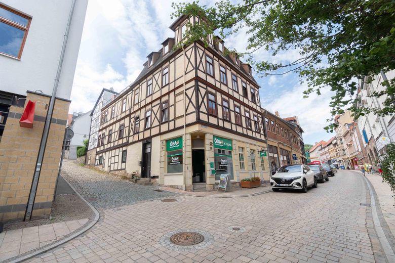 Mietobjekt mit Umgebung