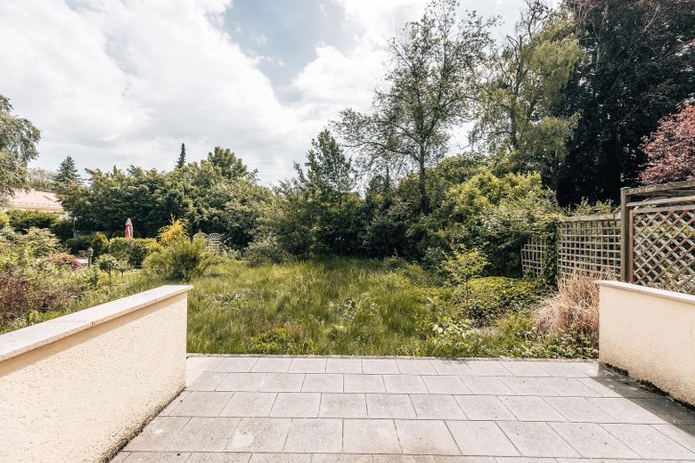 Traumhaftes Gartengrundstück 507qm Nähe Isarhochufer in Pullach mit großem Potential – Terrasse mit Garten