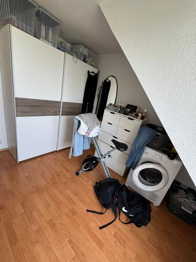 Gemütliche 3-Zimmer-DG-Wohnung (64 qm) – Perfekt für Studenten & Pendler nahe FH Niederrhein – Weiteres Zimmer 2