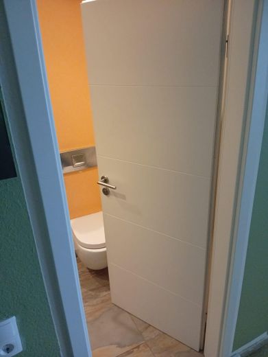 5 Zimmer saniertes helles großzügiges Haus in 63263 Neu-Isenburg " Einzugsfertig" Energie D 110 – Dusche Kids mitte 
