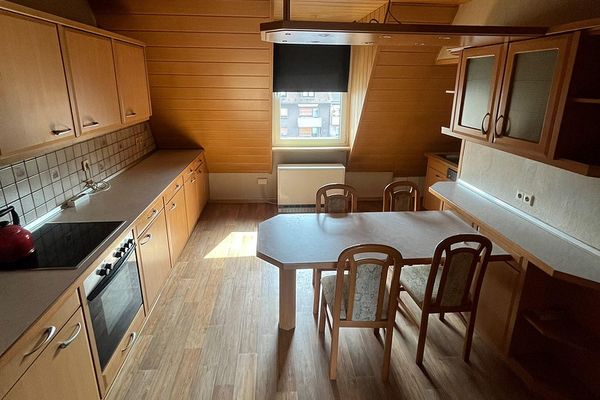 Großzügige 4 Zimmer Wohnung in attraktiver Lage am Dortmunder Hafen