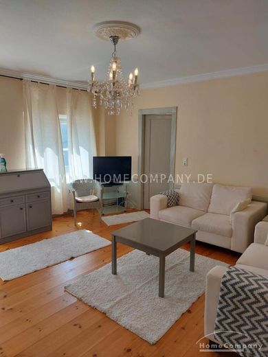 Traumhafte, neu renovierte 2-Zimmer-Wohnung in historischem Lübecker Alstadthaus – ad65e52d3dfa97b5ab9ba3af2970896da558b624.jpg
