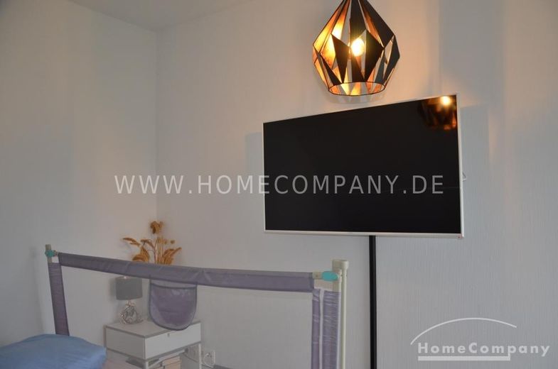 Casa molto bella e confortevole con giardino, terreno di circa 800 mq e doppio posto auto coperto – a8fb730b5792784906cd09fcbffeae16f0a13cd5.jpg
