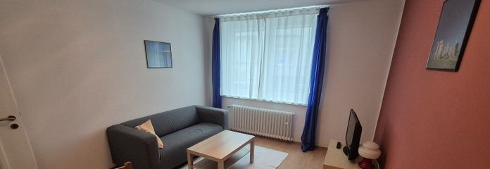 Appartamento arredato a Rüttenscheid, con accesso a Internet, adatto fino a 3 persone – e0ef56449938c0e09208832015f916f13b08255a.jpg