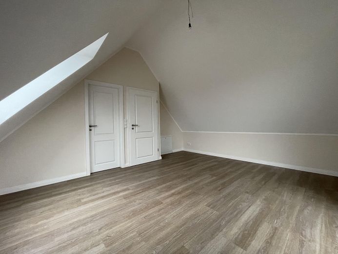 Ideal für Familien - Doppelhaushälfte mit Erdwärme und Solar in bester Lage – फोटो 9