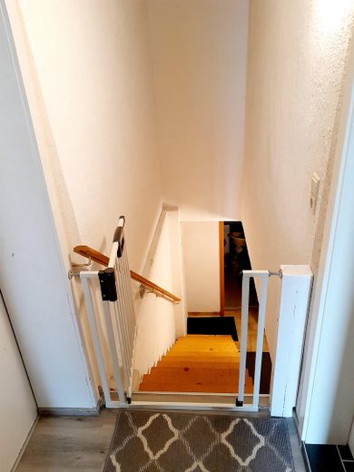 Treppe zum HWR und Garage UG 2