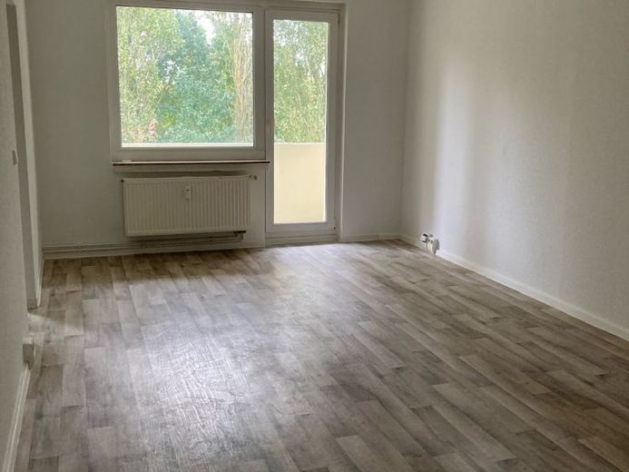 Renovierte 3- Zimmer Wohnung mit Blick ins Grüne! – Foto 1
