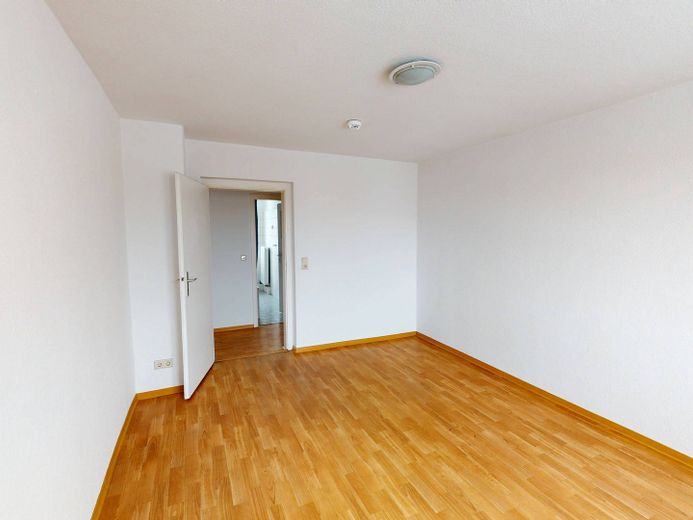 Appartement lumineux de 3 pièces avec salle de bains équipée d’une baignoire – Ansicht II: Schlafzimmer I