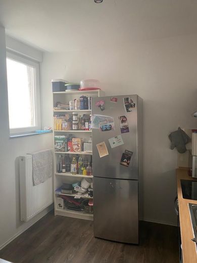 Odnowione 3-pokojowe mieszkanie w centralnej lokalizacji – idealne dla mieszkania współdzielonego – Photo 13