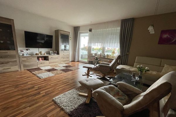 Gepflegte 4-Zimmer-Erdgeschosswohnung mit Balkon in Osnabrück-Lüstringen