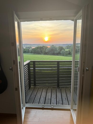 Modernes Einfamilienhaus mit freiem See- und Bergblick Nähe  Prien – Sonnenaufgang Büro/Kinderzimme