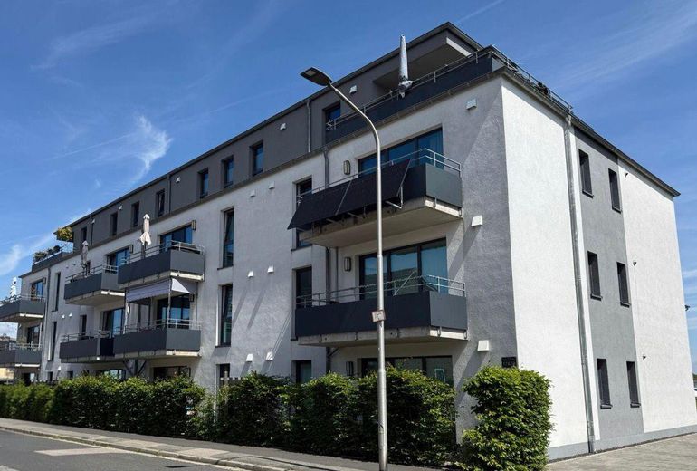 Clever investieren – Eigentumswohnung in 52146 ; BJ 2020 – Außenansicht Haus 17