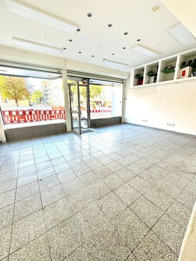 Allersberger Str. में हेयर सैलून, कार्यालय, दुकान या स्टूडियो के लिए आकर्षक व्यावसायिक इकाई – फोटो 2