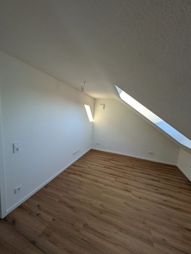 Erstbezug nach Kernsanierung | 4 Zimmer | Balkon | Energieklasse A+ | Daxlanden – Zimmer 1