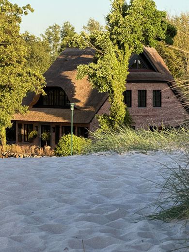 Meeresrauschen inklusive: TRAUMHAUS in erster Reihe von Ahrenshoop – Foto 16