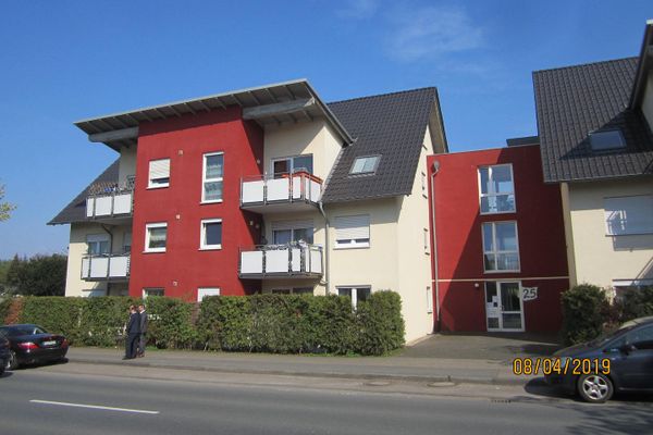 Bad Oeynhausen - Schöne 4-Zimmer Wohnung zu vermieten (04)