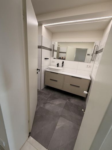 Moderno appartamento di 4 locali | 121,5 m² | garage incluso | 2 balconi | cucina con isola | cantina | posizione eccellente – Foto 19
