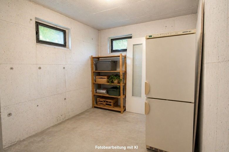 Top geschnittene 4 Zi Whg mit Lift nahe dem Kurpark – Keller