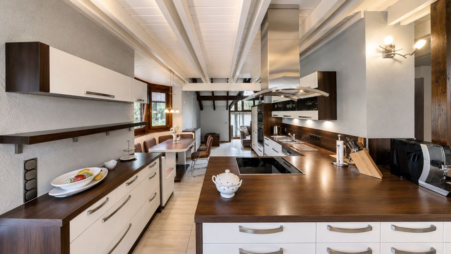 Architektenvilla am Waldrand bei Zerbst - jetzt zum attraktiven Preis &amp; sofort bezugsfertig! – Kueche