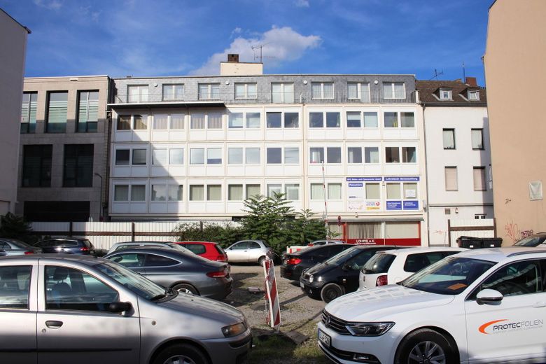 Parkplatz vor dem Haus