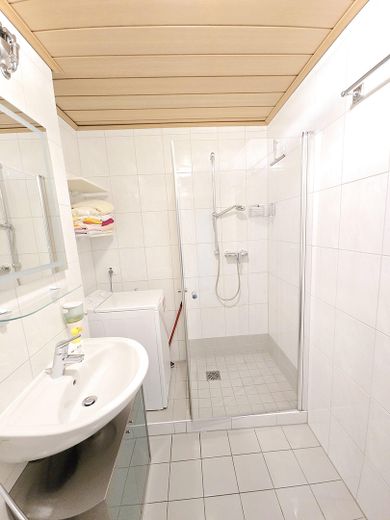 Appartamento arredato di 2 locali con balcone a Norimberga Maxfeld, proprio accanto al parco cittadino – Bad