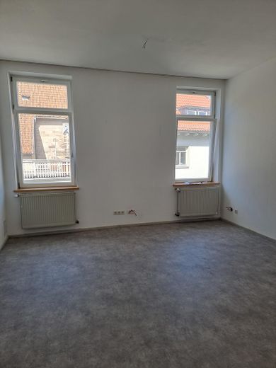 3 Zimmer Wohnung, 81,29 qm, Coburg Innenstadt, frisch modernisiert – Zimmer 1