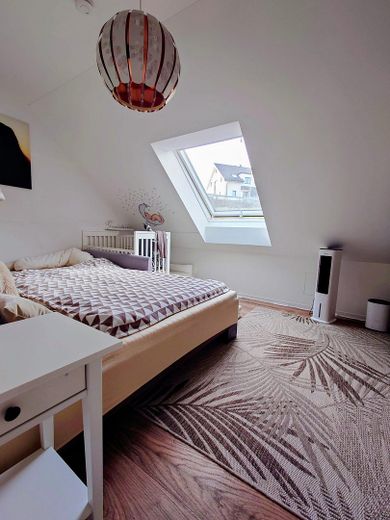 Schlafzimmer Eltern
