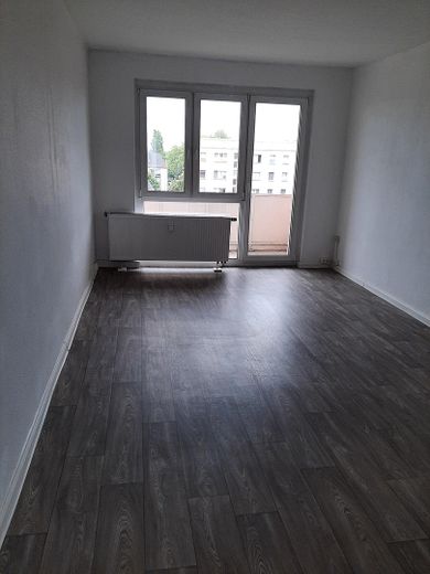 Wohn-/Balkonzimmer