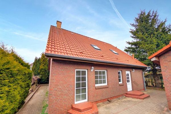 verklinkertes Einfamilienhaus in Stralsund-Devin