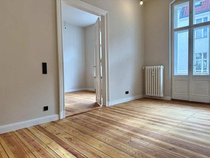 Toplocatie Wilmersdorf: Hoogwaardig gerenoveerde 2-kamerwoning – Foto 5