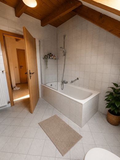 Schöne 2 ZKB im DG mit Stellplatz – Foto 14