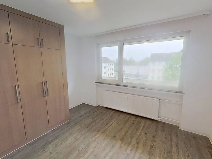 Ampio appartamento di 3 locali con BALCONE e molto comfort a Paderborn-Sennelager – Ansicht I: Schlafzimmer I