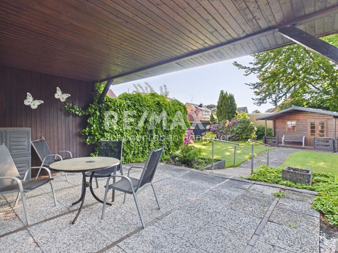 Viel Platz und zahlreiche Möglichkeiten - ehemaliges Altenpflegeheim mit großem Potenzial – Terrasse