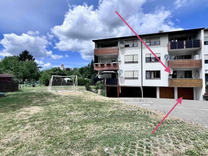 73207 Plochingen: Sehr gepflegte 3-Zi-Wohnung zu verkaufen. Balkon. Garage. Freiwerdend. – Foto 1